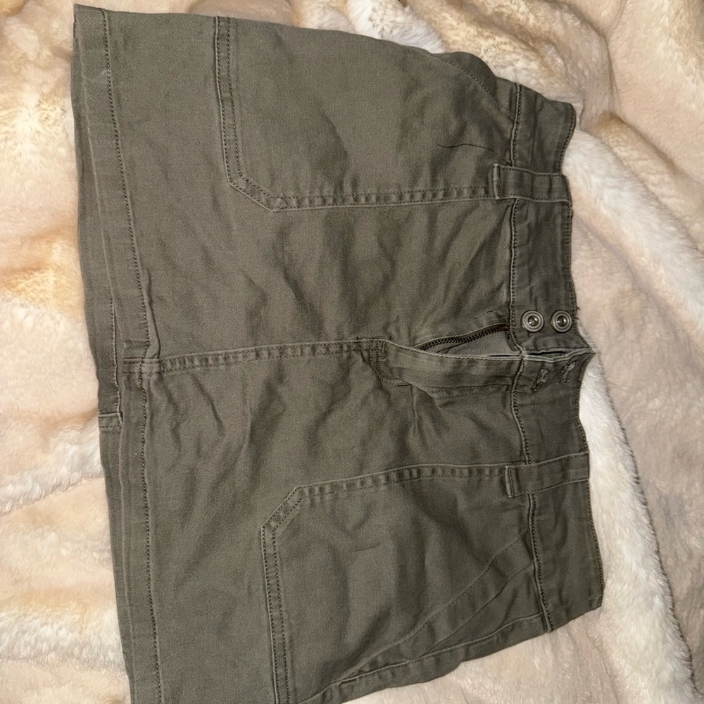 Celebrity Pink Khaki Skirt